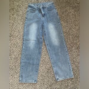 Mid-waist Wide Leg Jeans